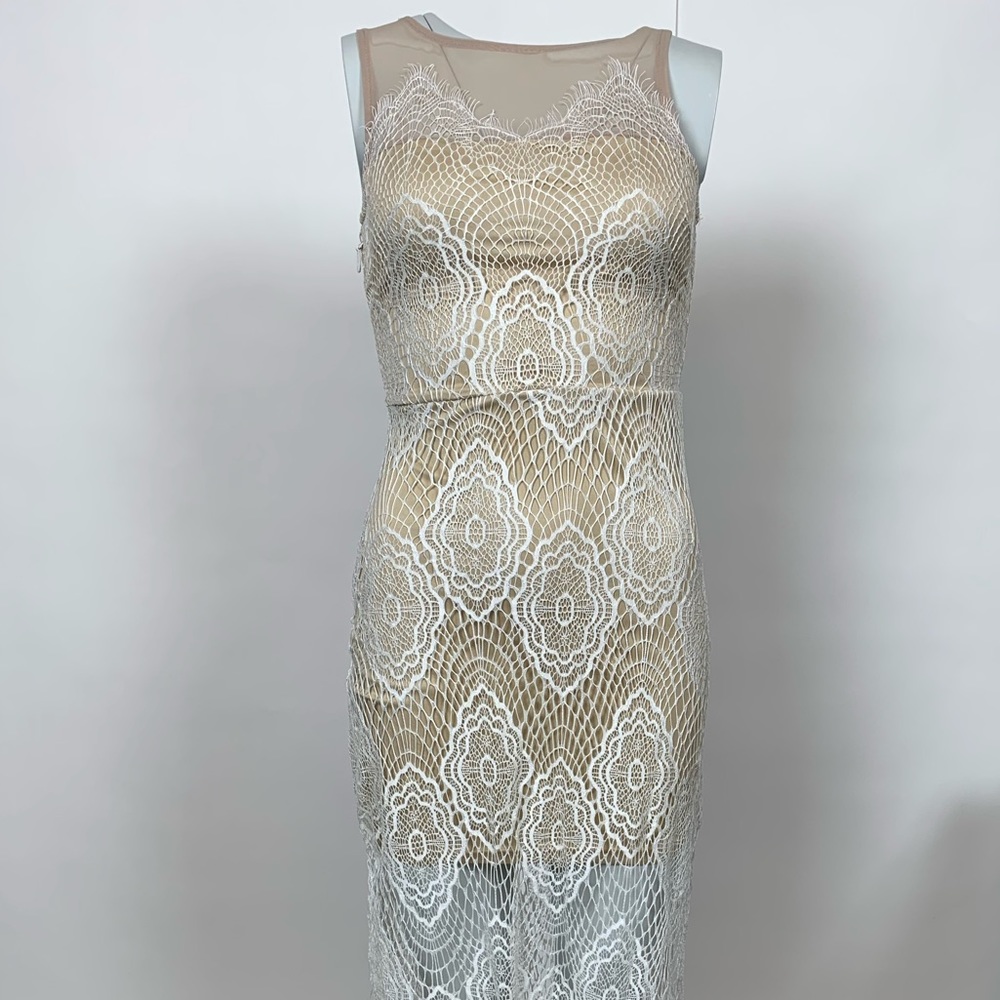 CHAROLETTE RUSSE WHITE LACE DRESS